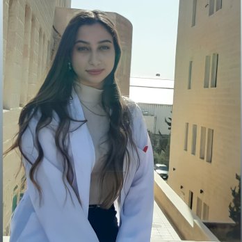 إليزا حسن