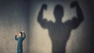 أكثر الكلمات الدالة على الثقة بالنفس