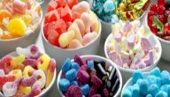 أطعمة تسبب تسوس الأسنان: تجنبها لحماية واستبدلها بهذه البدائل