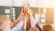 تعبير عن التعاون المدرسي وآثاره