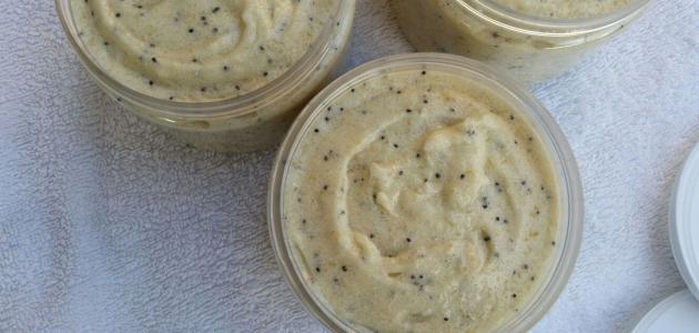 مقشرات منزلية طبيعية للجسم