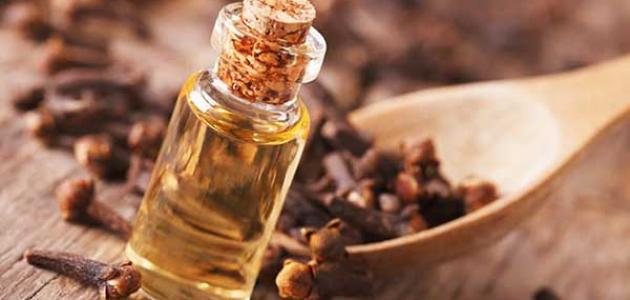 ما-هي-الفوائد-الصحية-لزيت-القرنفل/