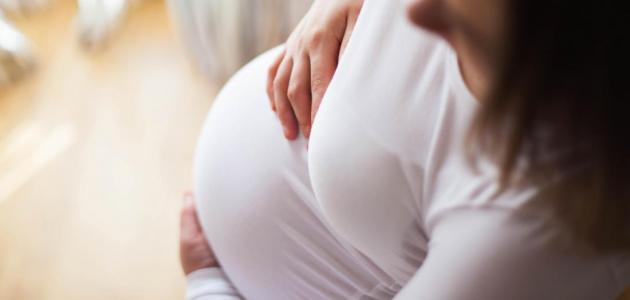 أعراض الحمل في الشهر الثامن