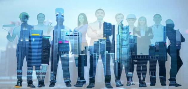 موضوع-تعبير-عن-هجرة-العقول-المفكرة-والأيدي-العاملة/