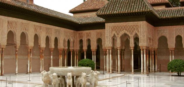 الحضارة الإسلامية في الأندلس سطور