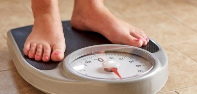 وزن الحامل في الشهر التاسع: كيفية زيادته أو تقليله ومعدله الطبيعي