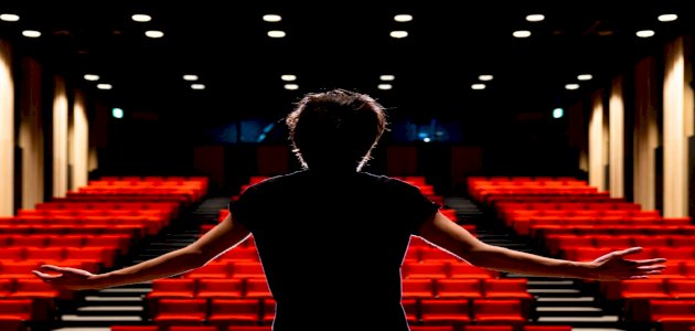 ستيفن يون (Steven Yeun): سيرة حياته وأعماله ستيفن يون (Steven Yeun): سيرة حياته وأعماله