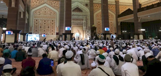 خطبة عن الإحسان إلى المرأة
